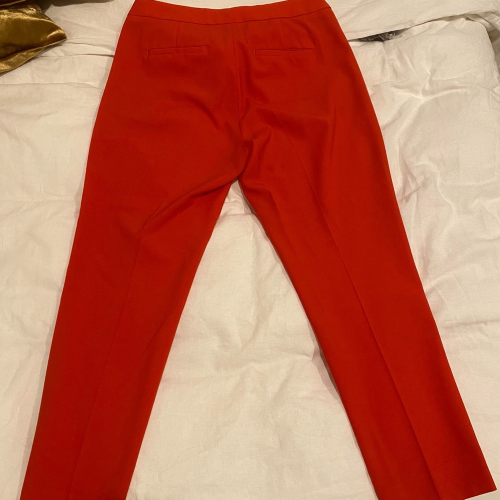 Like New!! Banana Republic Women’s Pants - Picture 3 of 3
